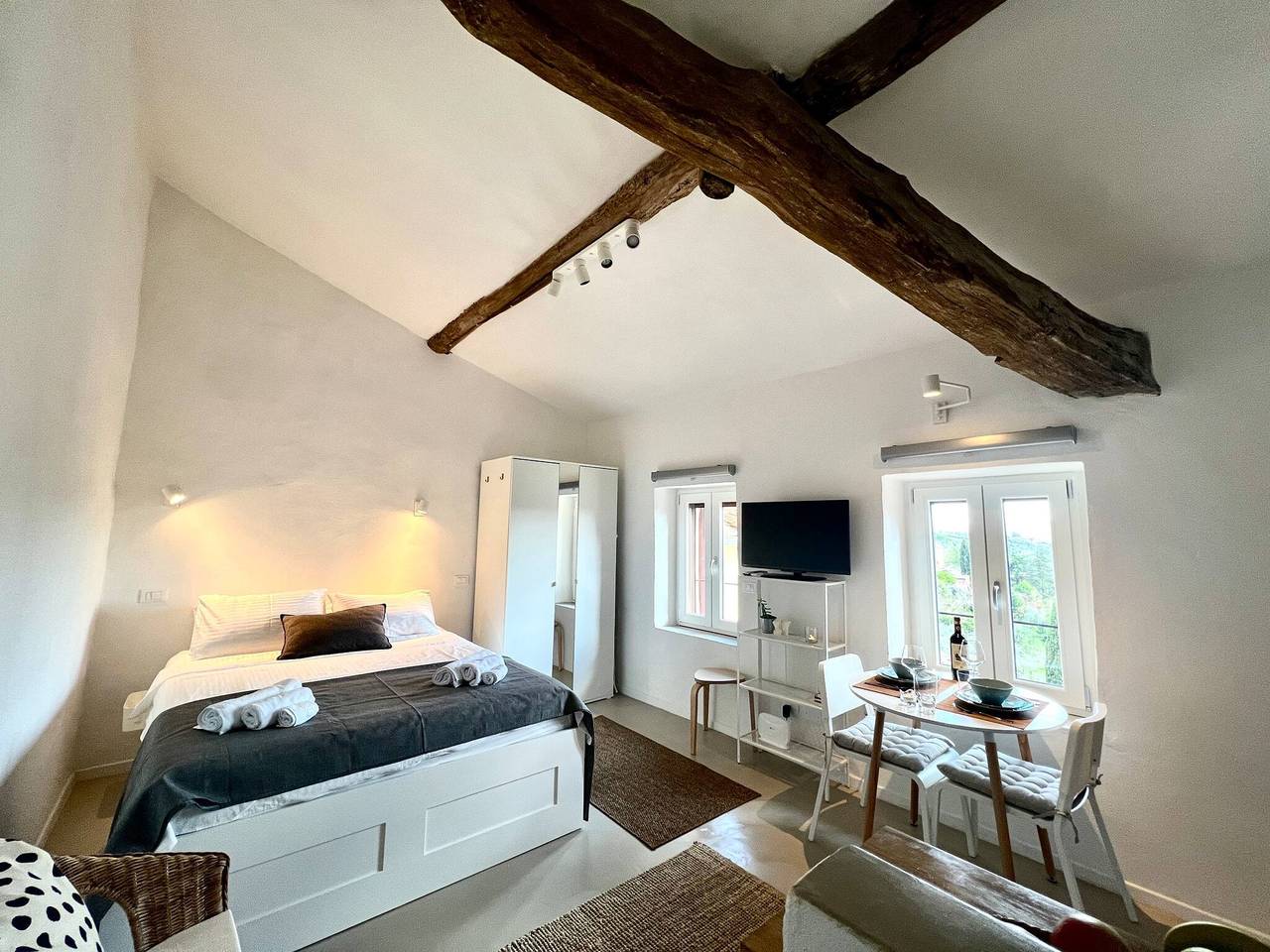 Ganze Wohnung, Panzano34 — Ein bezauberndes Loft im Herzen des Chianti in Panzano In Chianti, Greve In Chianti