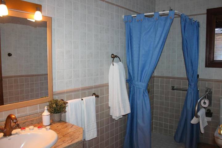 Casa rural para 4 personas, con terraza, Se admiten mascotas en Capileira - 2