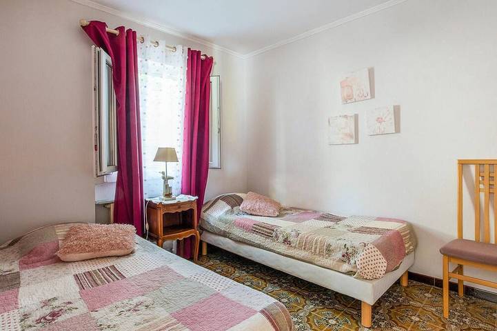 Tolles Haus mit 2 Schlafzimmern in Grasse in Grasse, Mittelmeerküste (Frankreich)