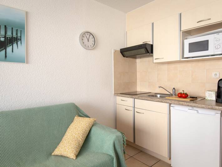 Gîte pour 5 personnes, avec balcon dans Plage Veillat Saint Raphael - 3