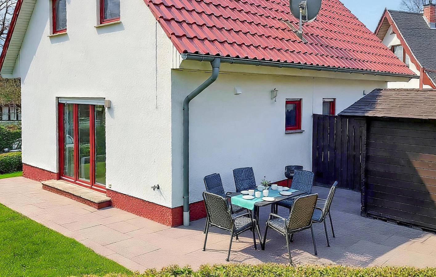 Appartement am Strand mit Terrasse und Parkplatz, 500m zum Strand in Wohlenberg, Klütz