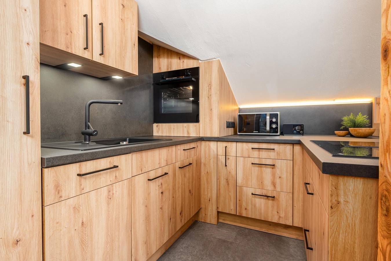 Geheel vakantieappartement, Appartement, douche, Wc, 2 slaapkamers in Wallgau, Walchensee