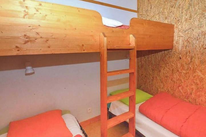 Location de vacances pour 5 personnes, avec piscine et jardin, animaux acceptés à Les Tourrettes - 4