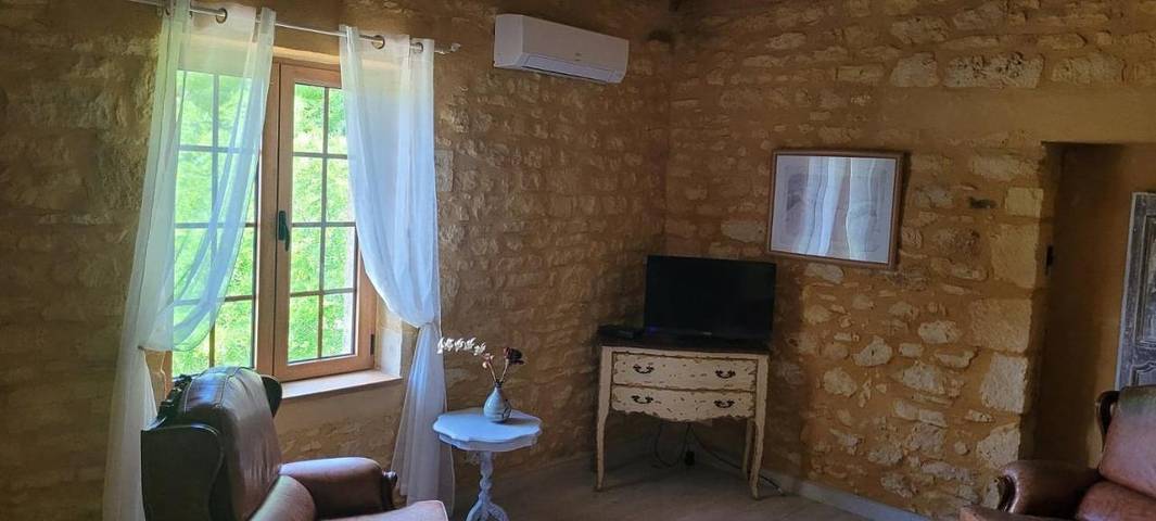 Maison d’hôte pour 8 personnes, avec vue et terrasse ainsi que piscine et jardin à Carsac-Aillac - 2