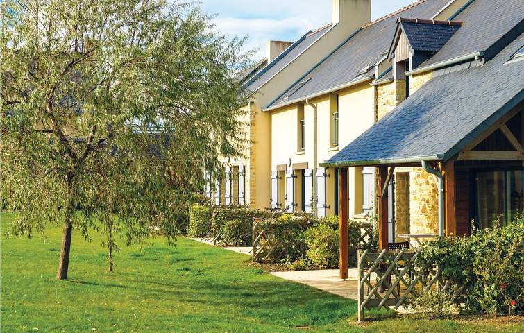 Ferienhaus für 6 Personen, mit Terrasse und Pool in Mont-Saint-Michel-Bucht - 2