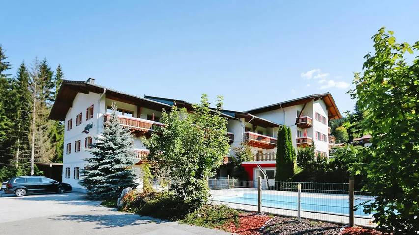 Ferienwohnung für 6 Personen, mit Pool in Altenmarkt im Pongau