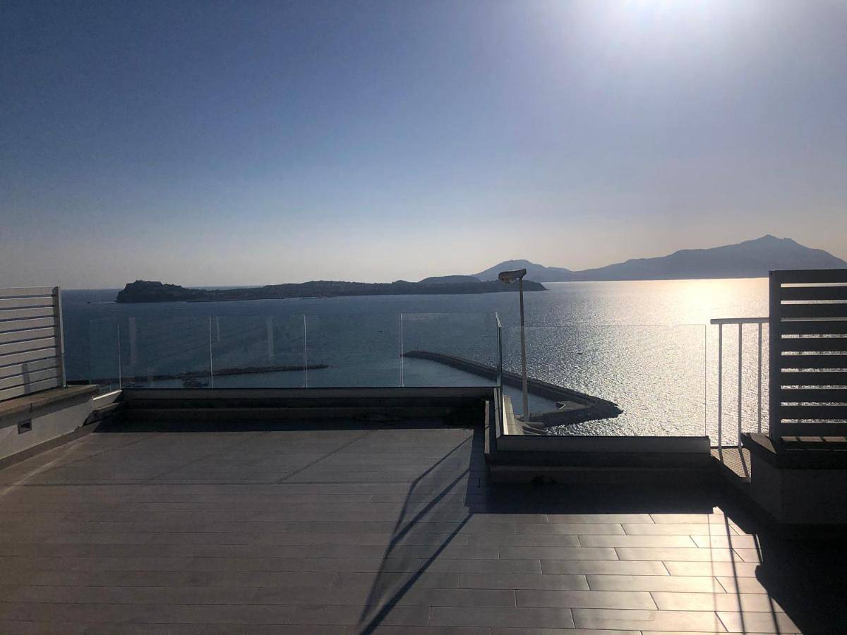 Appartamento intero, Two-Bedroom Apartment in Monte di Procida, Napoli e dintorni