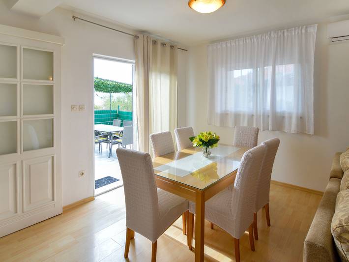 Ferienwohnung für 7 Personen, mit Terrasse auf Ciovo - 4