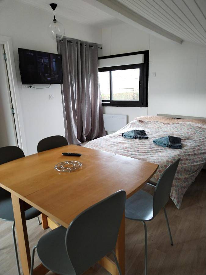 Gîte pour 4 personnes, avec jardin et terrasse à Saint-Colomban - 4