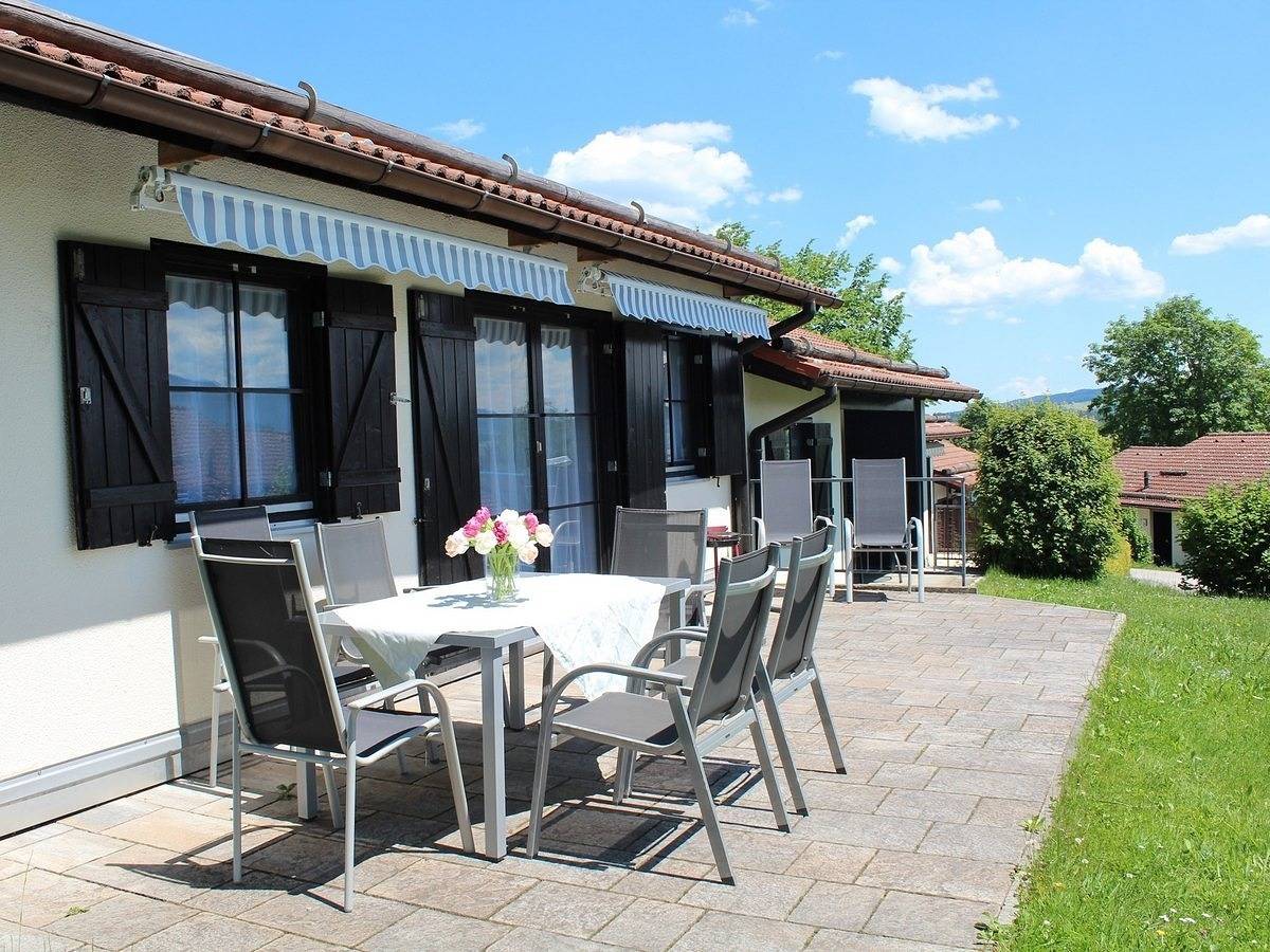 Ferienhaus Nr. 86, Kategorie Komfort Plus L, Feriendorf Hochbergle, Allgäu in Lechbruck am See, Bayerisch Schwaben