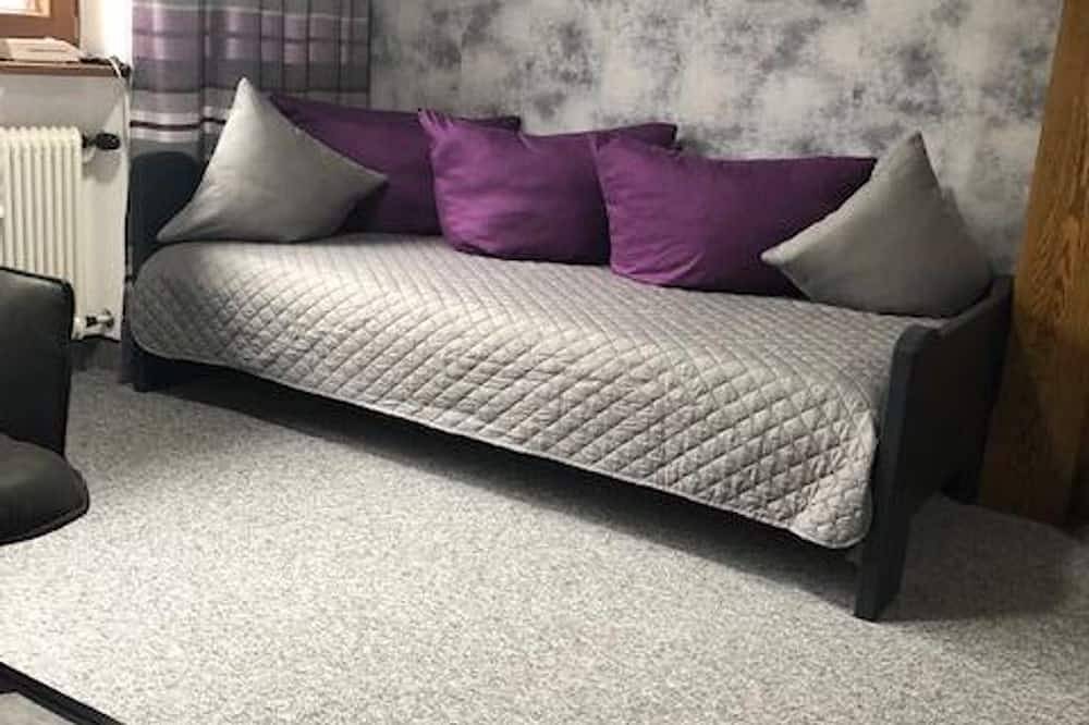 Doppelzimmer - Haus Hubertus in Jerzens, Bezirk Imst