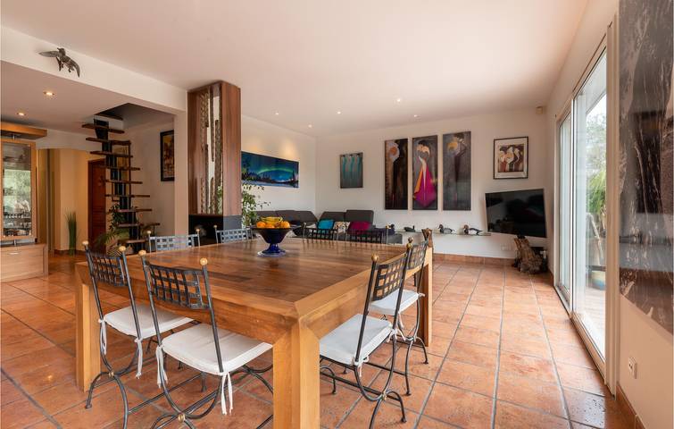 Retraite relaxante : 130m2 avec piscine et terrasse in Balaruc-les-Bains, Côte méditerranéenne (France)