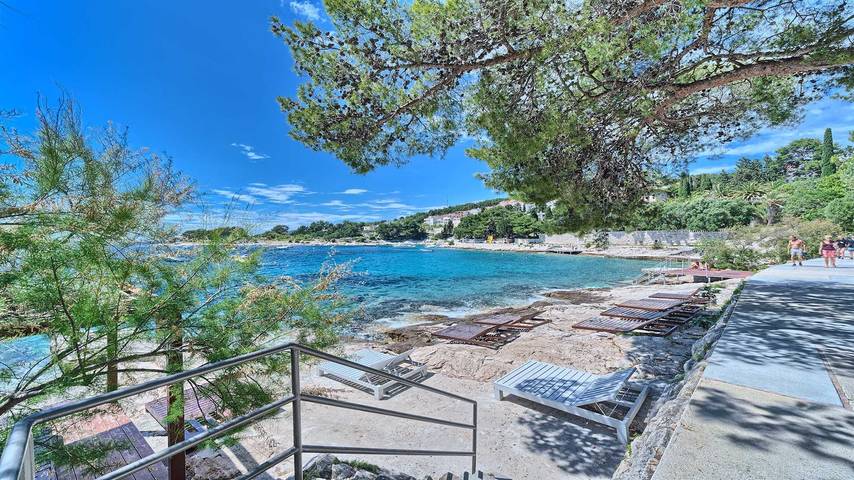 Villa für 6 Personen, mit Terrasse, mit Haustier auf Hvar - 4