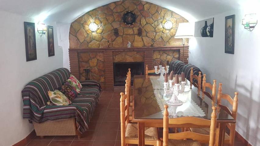 Apartamento para 10 personas, con Jacuzzi y Terraza en Hinojares