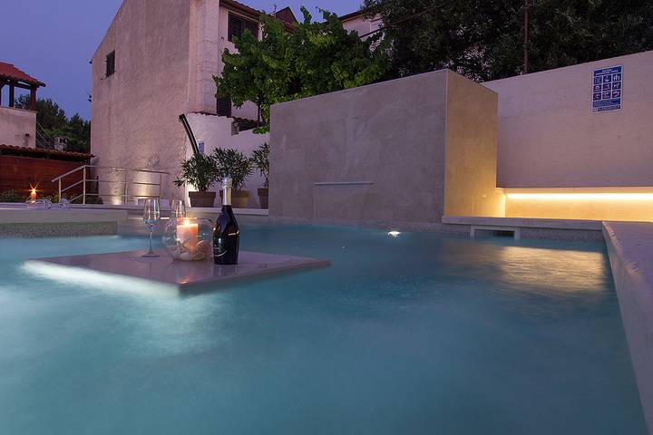 Villa für 7 Personen, mit Pool und Garten sowie Balkon in Medulin - 2