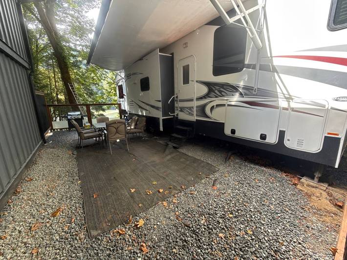 Ocean Front Glamping vom Feinsten! in Langford, Vancouver Island