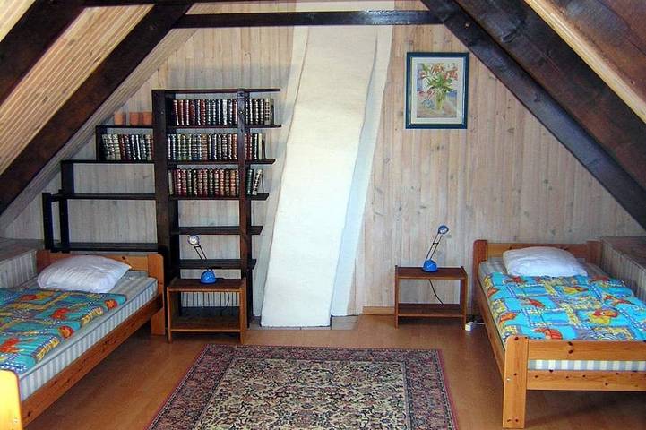 Location de vacances pour 4 personnes, avec terrasse et jardin, animaux acceptés à Yvias - 3