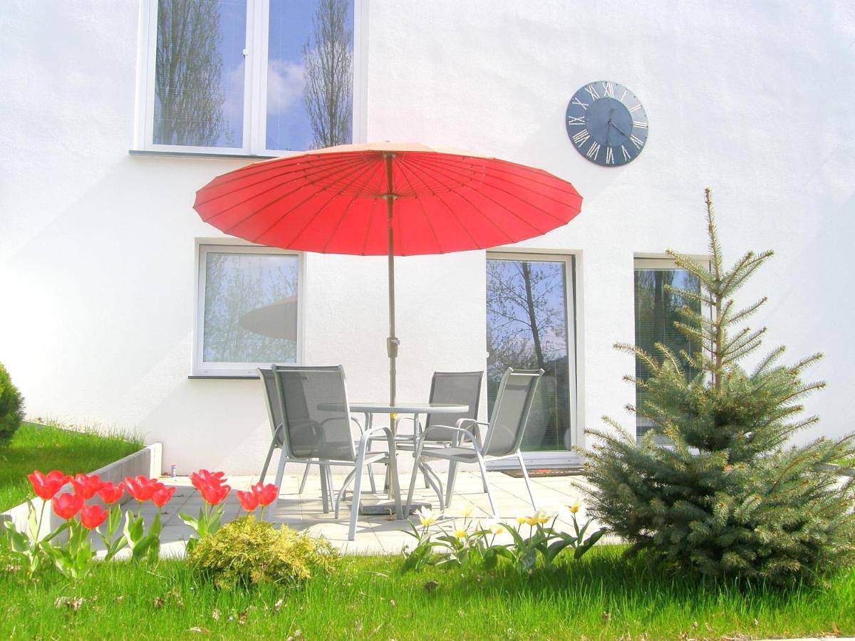 Ganze Wohnung, Ferienwohnung für 5 Personen mit Garten in Berlin Pankow, Berlin