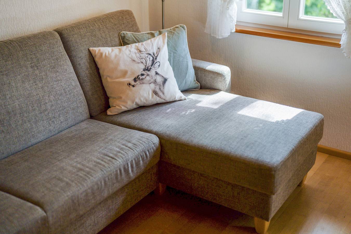 Ganze Wohnung, Ferienwohnung Eg, 85qm, 2 Schlafzimmer, max. 4 Personen mit Blick auf den Bauerngarten in Nordrach, Mittlerer Schwarzwald