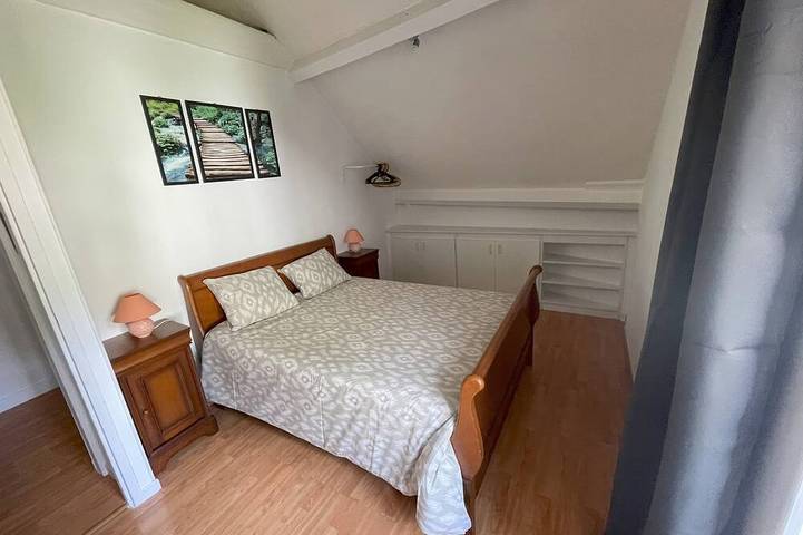 Location de vacances pour 6 personnes, avec terrasse, animaux acceptés à Les Planches-près-Arbois - 2