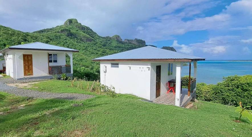 Cottage pour 4 personnes, avec jardin ainsi que vue et balcon dans Maupiti