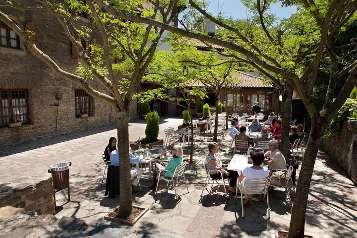 Hotel para 2 personas, con jardín y jacuzzi en Pirineo Navarro - 4