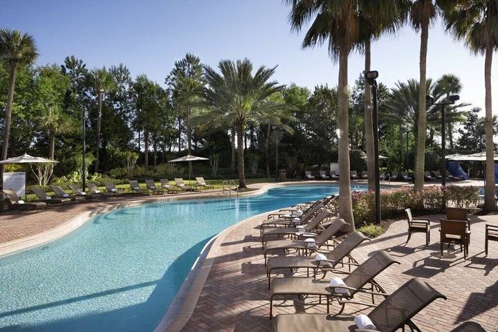 Vacation apartment for 2 people, with balcony and pool as well as hot tub and yard in Central Florida