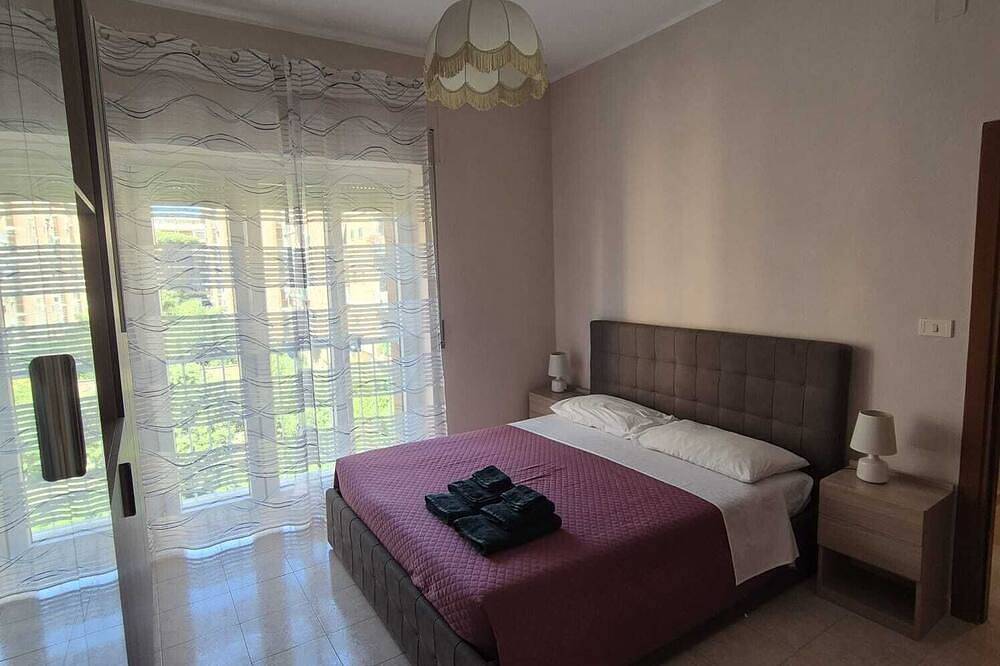 Apartamento entero, House Agnese in Ostia, Roma