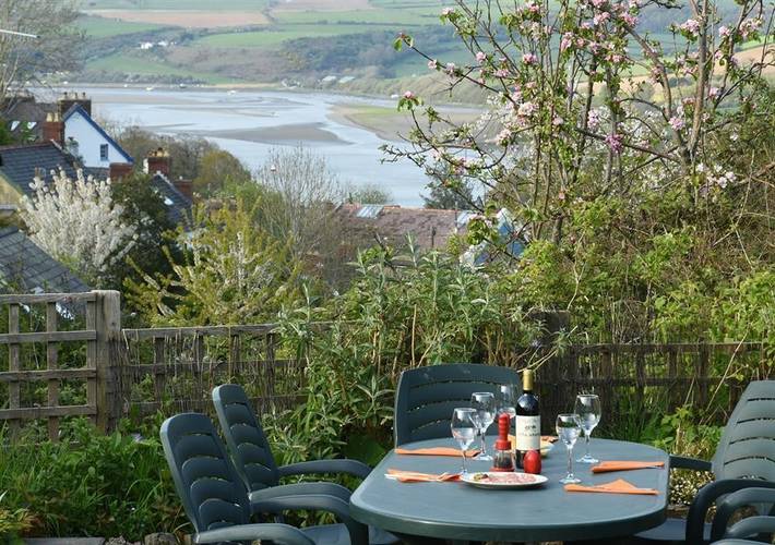 Cottage for 6 people, with Garden in St Dogmaels