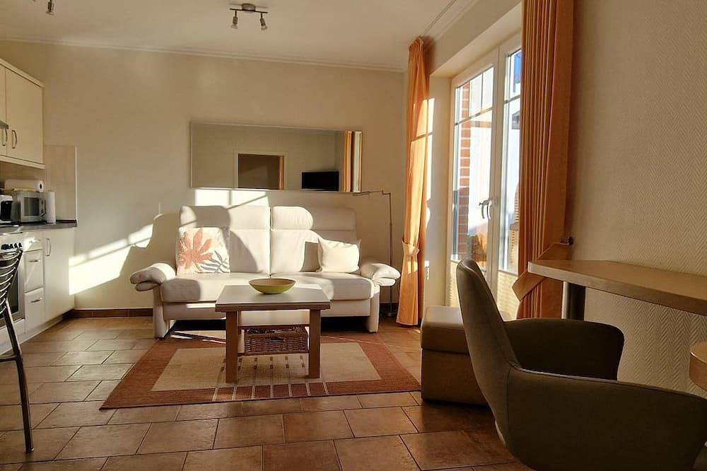 Entire apartment, Kurparkstr. Apartment 04 - Modern Kurparkresidenz in Timmendorfer Strand, East Holstein
