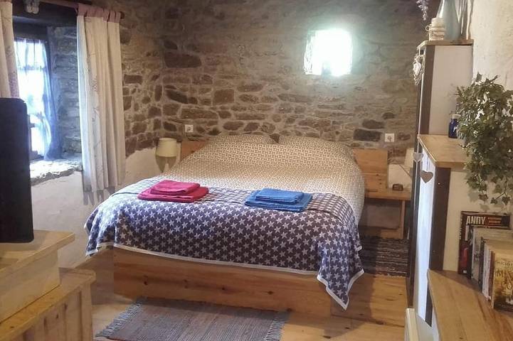 Gîte pour 2 personnes, avec jardin ainsi que piscine et terrasse à Camors - 2