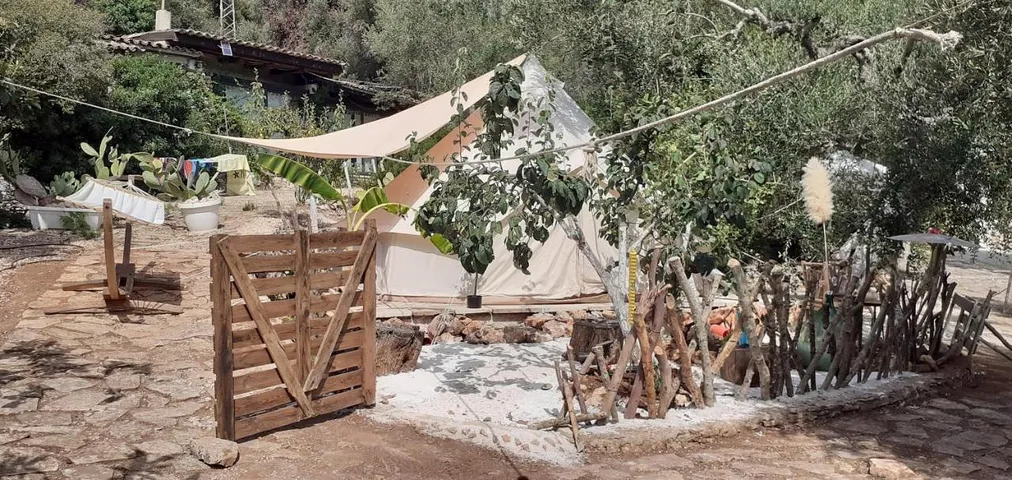 Tenda per 2 persone, con panorama e giardino - 1
