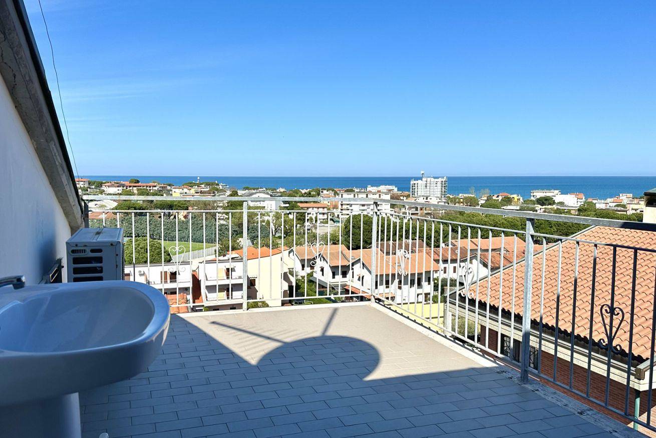 Apartamento entero, M390 - Marcelli, delightful villa with sea view in Riviera del Conero