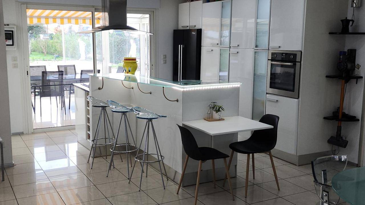 Three-Bedroom House in Saint-Georges-de-Didonne, Côte de Beauté