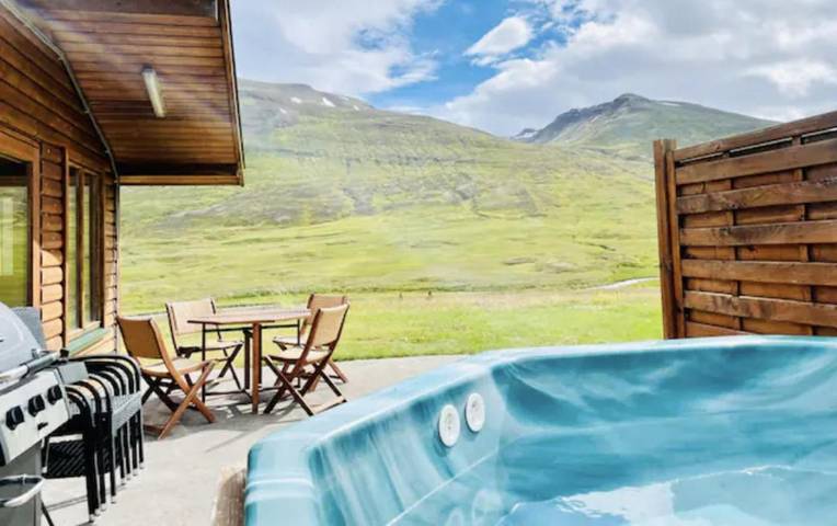 Chalet pour 5 personnes, avec jacuzzi et jardin en Islande - 2