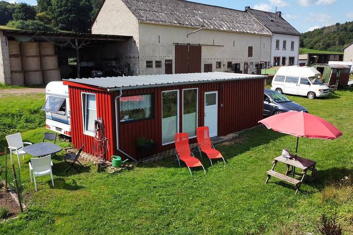 Ferienhaus für 2 Personen, mit Garten und Whirlpool sowie Terrasse, mit Haustier - 1