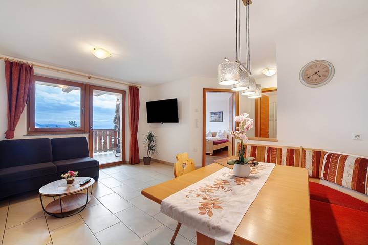 Ferienwohnung für 4 Personen, mit Balkon und Garten in Algund - 2