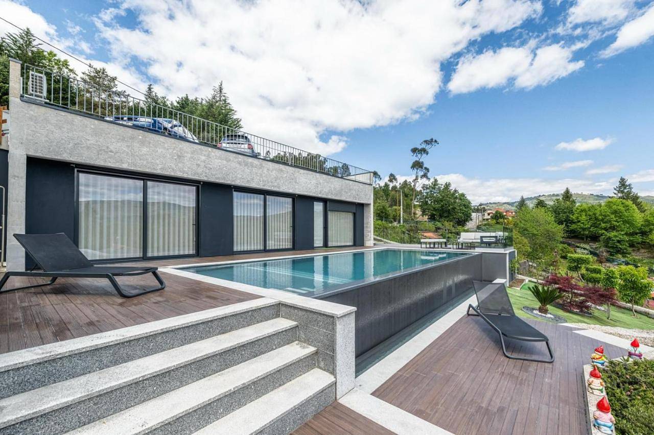 Two-Bedroom House in Vieira do Minho, Distrito de Braga