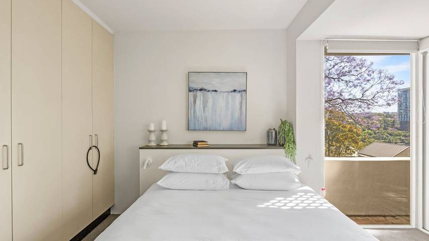 Holiday letting for 5 people in McMahons Point