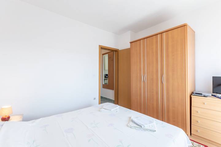 Apartamento entero, Apartamento de vacaciones para 2 personas con balcón/terraza in Trogir, Čiovo