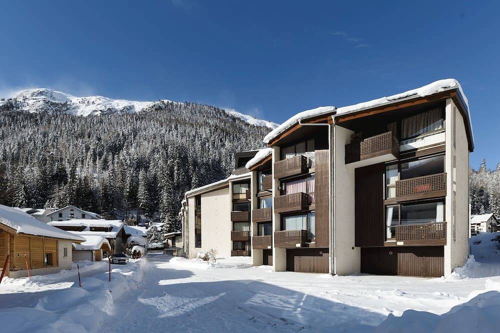 Entire apartment, Residence de Lognan- Les Jorasses 27, Argentière (Chamonix), France in Argentière, Chamonix-Mont-Blanc