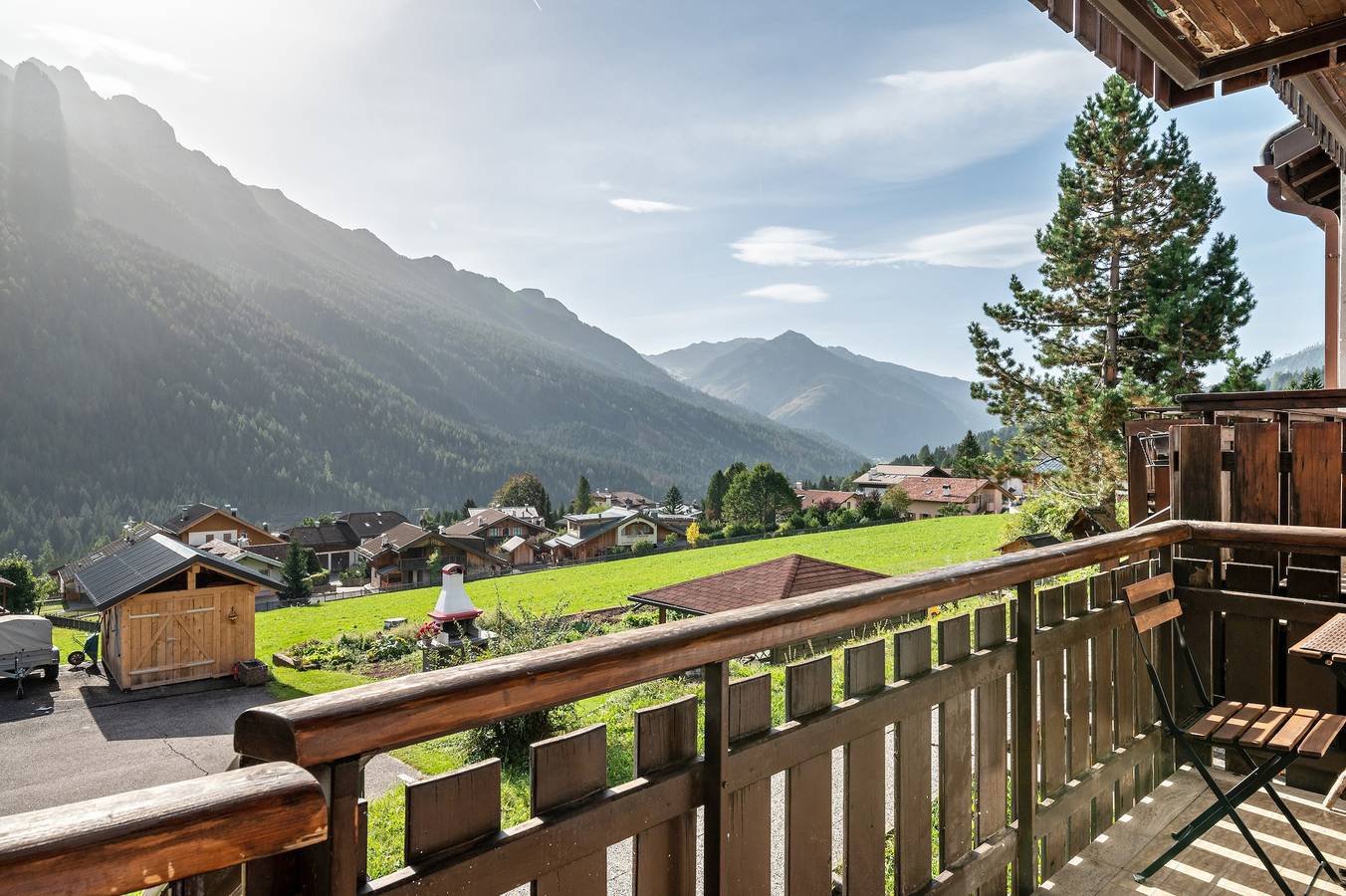 Ganze Wohnung, Ferienwohnung 'Casa Caterina' mit Bergblick, privater Terrasse und Wlan in San Giovanni di Fassa, Dolomiti Superski
