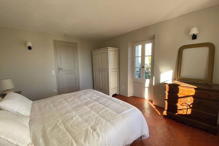 Location de vacances pour 8 personnes, avec terrasse et jardin à Fox-Amphoux - 3