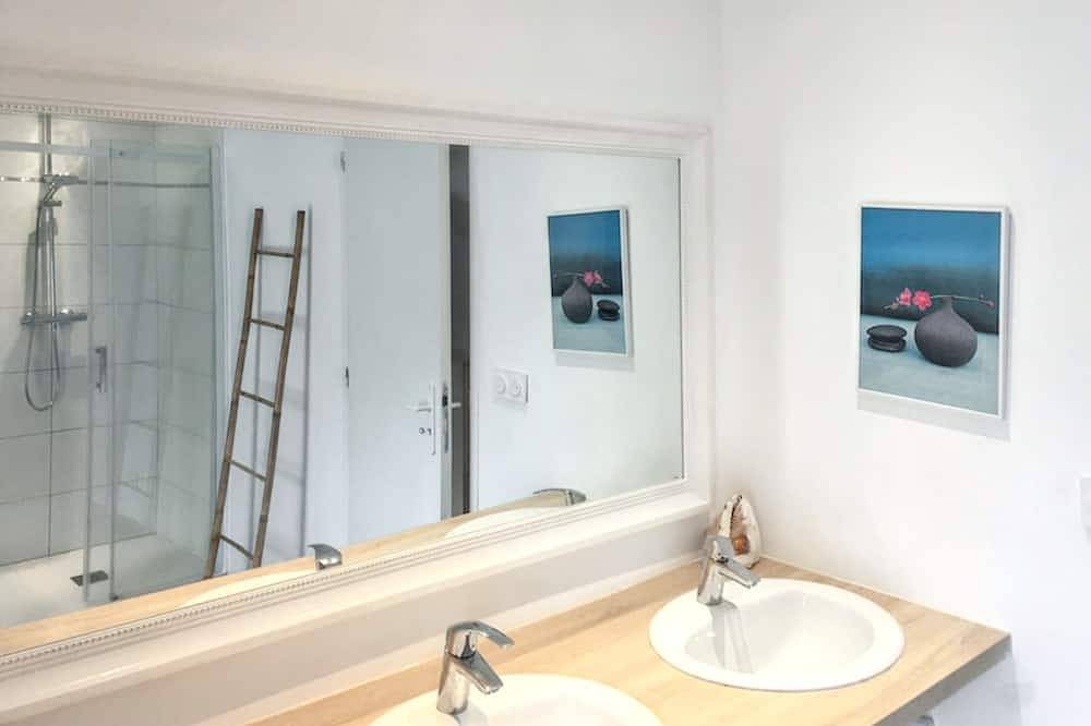 Homerez - Encantadora Casa en Huelgoat con Terraza y Jardín in Huelgoat, Châteaulin und Umgebung