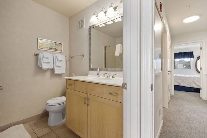 Ferienwohnung für 6 Personen, mit Pool und Whirlpool sowie Balkon und Garten - 1