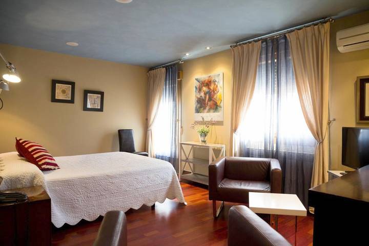 Casa de huéspuedes para 3 personas, con Terraza en Pinares (Soria)