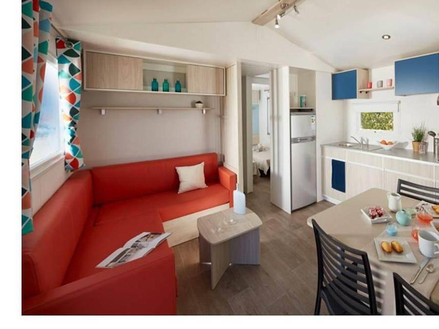 Camping La Résidence d'été - Mobile home 8 persons - Cottage Prestige Famille Clim - 35 m² - 3 bedrooms - 6/8 pers - air conditioning & plancha in Saint-Remèze, Privas
