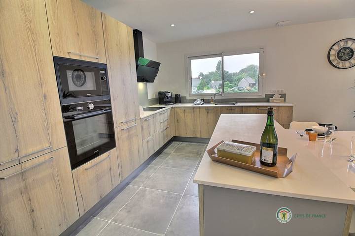 Gîte pour 6 personnes, avec Terrasse ainsi que Jardin et Vue dans L Armor - 4