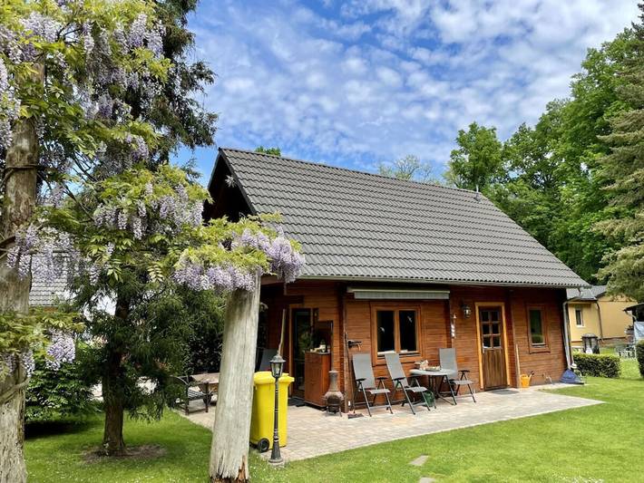 Ferienhaus für 4 Personen, mit Balkon und Garten - 1