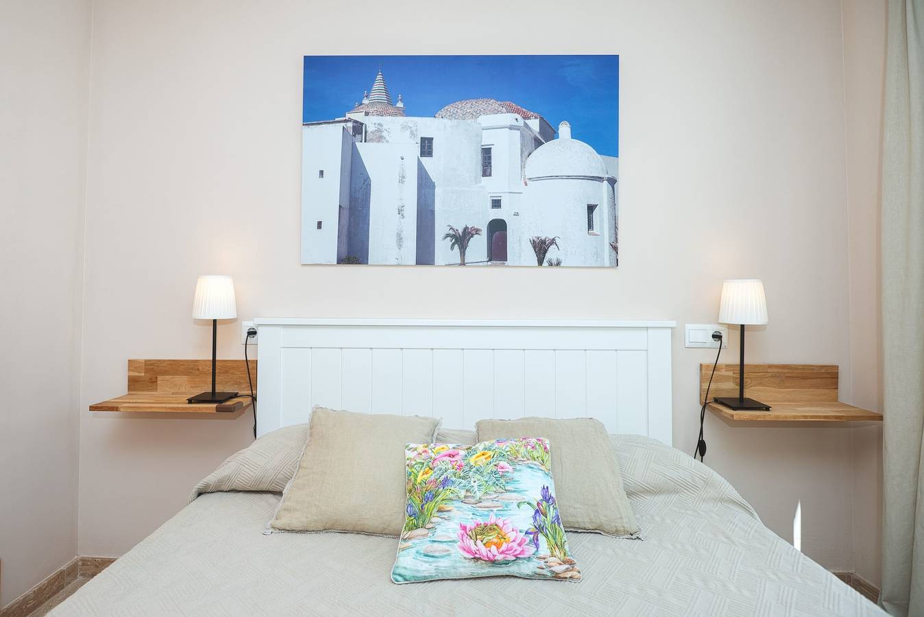 Beautiful Holiday Home "La Casa de la Dehesa" Only for Families in Conil de la Frontera, Costa de la Luz